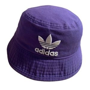 ADIDAS ORIGINALS Classic Bucket Hat